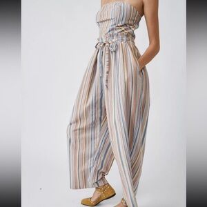 Free People Roaming Shores Strapless Cotton Jumpsuit Stripe Beachy Women’s Sz M